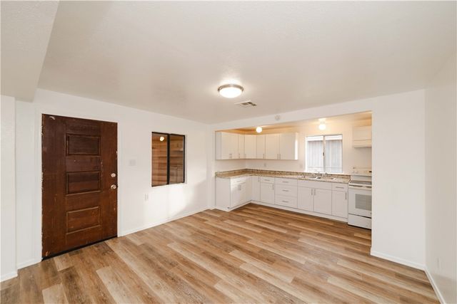 3710 E Shaeffer Avenue, Kingman, AZ 86409