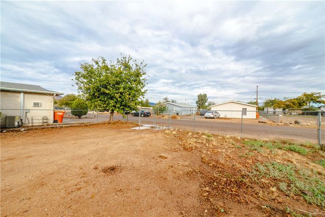 3710 E Shaeffer Avenue, Kingman, AZ 86409