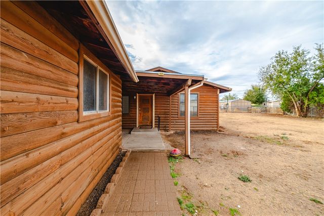3710 E Shaeffer Avenue, Kingman, AZ 86409