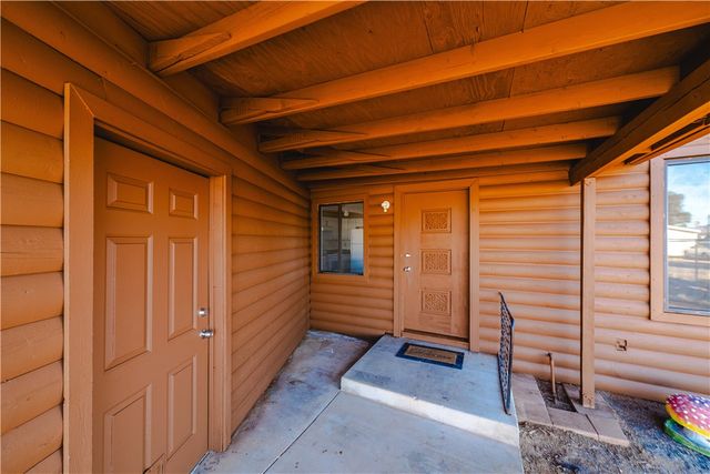 3710 E Shaeffer Avenue, Kingman, AZ 86409