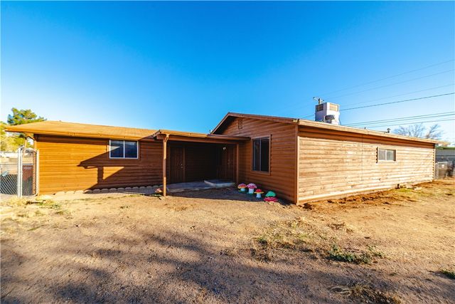 3710 E Shaeffer Avenue, Kingman, AZ 86409