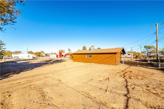 3710 E Shaeffer Avenue, Kingman, AZ 86409