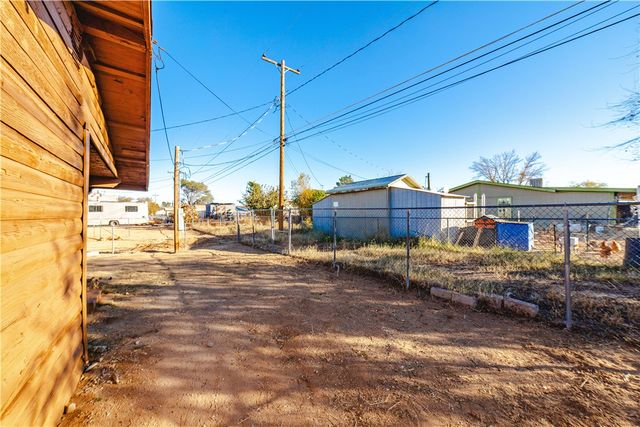 3710 E Shaeffer Avenue, Kingman, AZ 86409