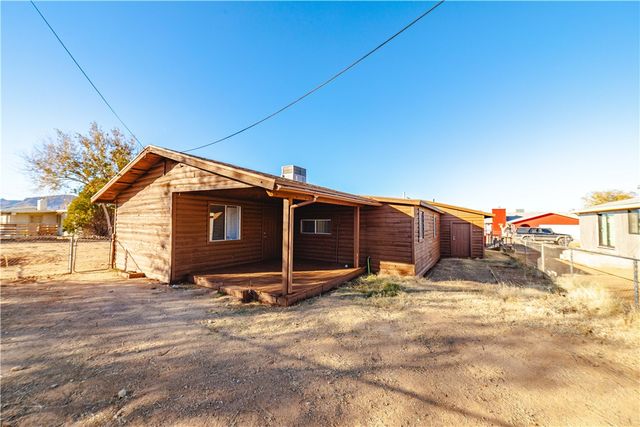 3710 E Shaeffer Avenue, Kingman, AZ 86409