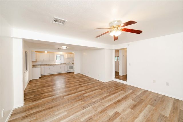 3710 E Shaeffer Avenue, Kingman, AZ 86409