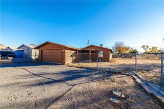 3710 E Shaeffer Avenue, Kingman, AZ 86409