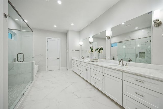 902 Knox Street A, Houston, TX 77007