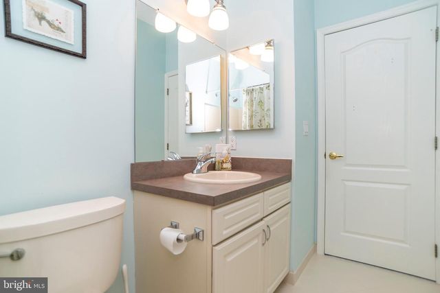 405 HOMESTEAD CIR, Warrington, PA 18976