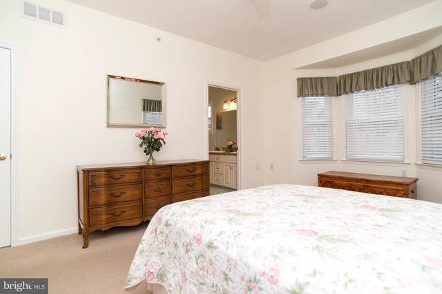 405 HOMESTEAD CIR, Warrington, PA 18976