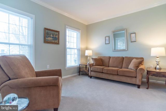 405 HOMESTEAD CIR, Warrington, PA 18976