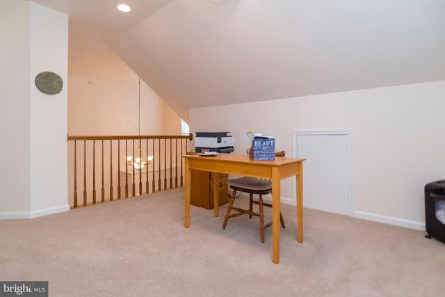 405 HOMESTEAD CIR, Warrington, PA 18976