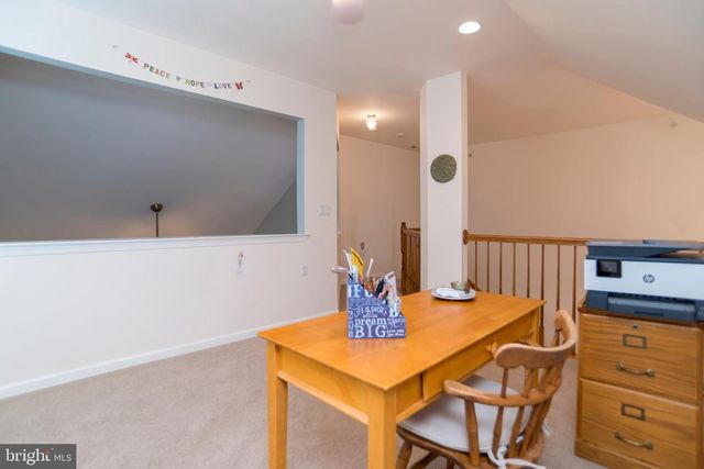 405 HOMESTEAD CIR, Warrington, PA 18976