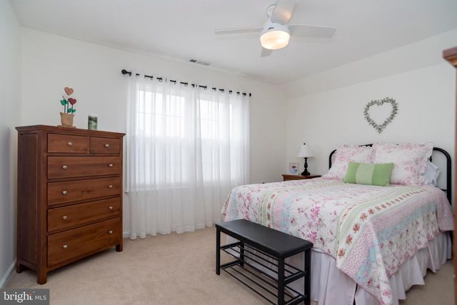 405 HOMESTEAD CIR, Warrington, PA 18976