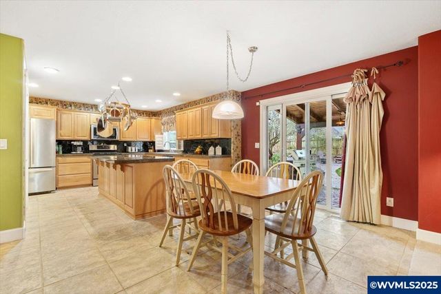 2328 NW Violet Av, Albany, OR 97321