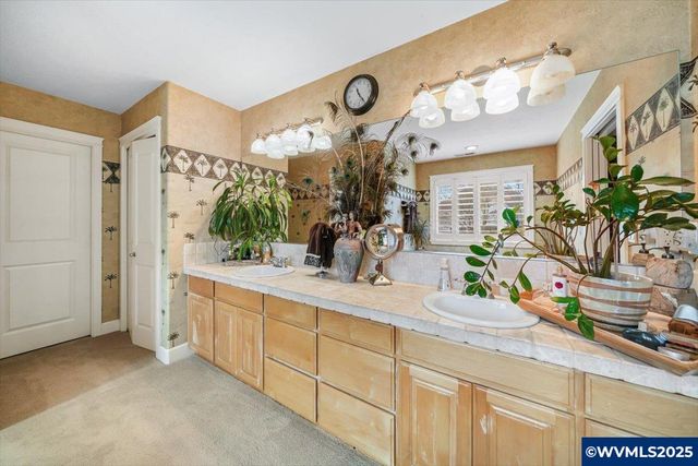 2328 NW Violet Av, Albany, OR 97321