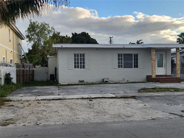 342 E 46th St 2, Hialeah, FL 33013