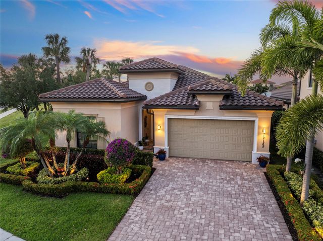 12155 S Baypoint Cir, Parkland, FL 33076