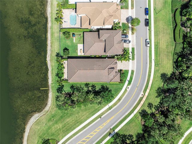 12155 S Baypoint Cir, Parkland, FL 33076