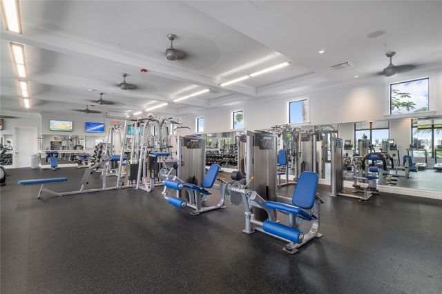 12155 S Baypoint Cir, Parkland, FL 33076