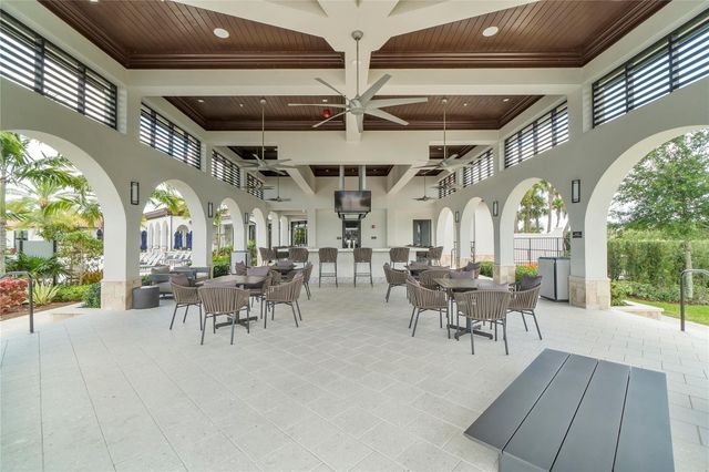 12155 S Baypoint Cir, Parkland, FL 33076