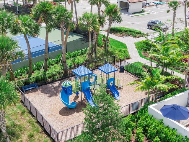 12155 S Baypoint Cir, Parkland, FL 33076