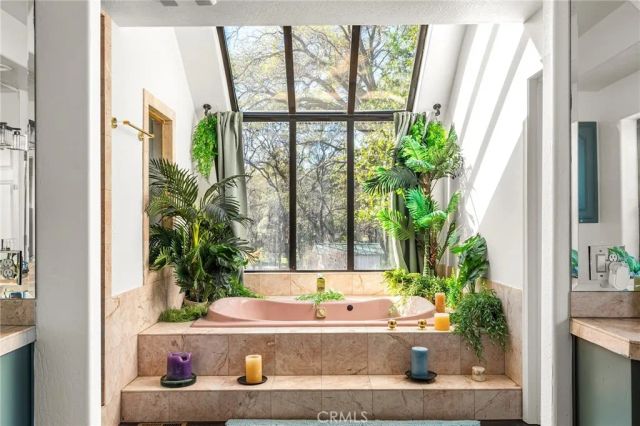 123 Grand Oak Drive, Oroville, CA 95966