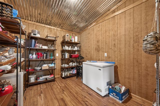 5407 Baldwin Drive, East Bernard, TX 77448