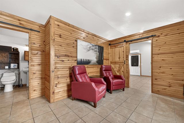 5407 Baldwin Drive, East Bernard, TX 77448