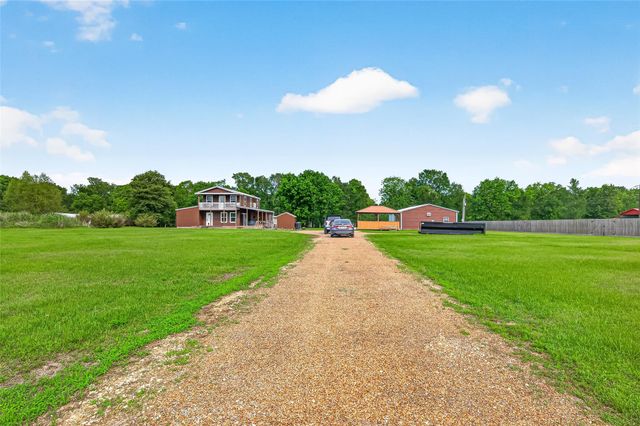 5407 Baldwin Drive, East Bernard, TX 77448