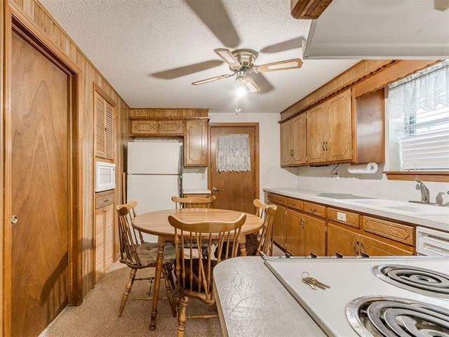720 Penn Lane, Moore, OK 73160