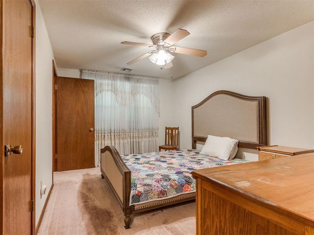 720 Penn Lane, Moore, OK 73160