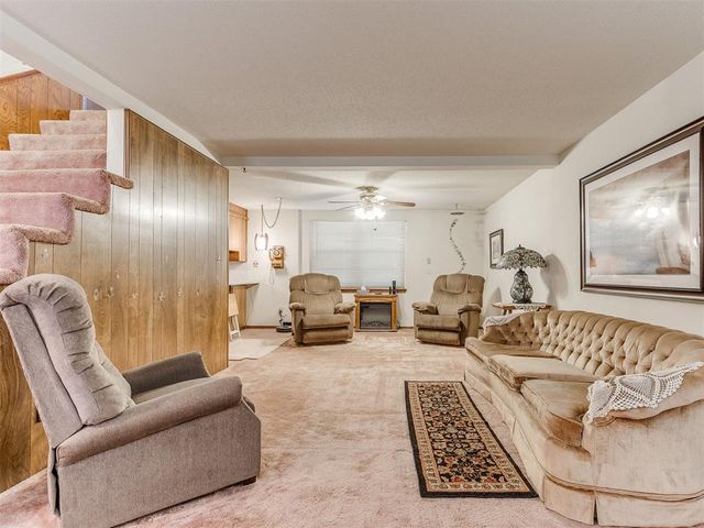 720 Penn Lane, Moore, OK 73160