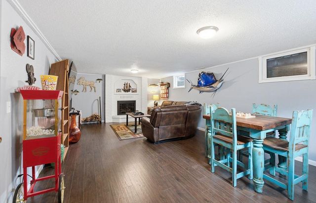 2419 27th Avenue S, Fargo, ND 58103