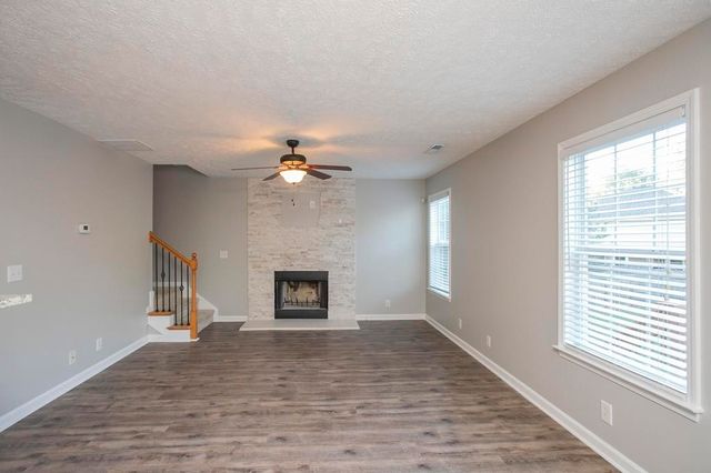 1254 Lasalle Dr, Smyrna, TN 37167