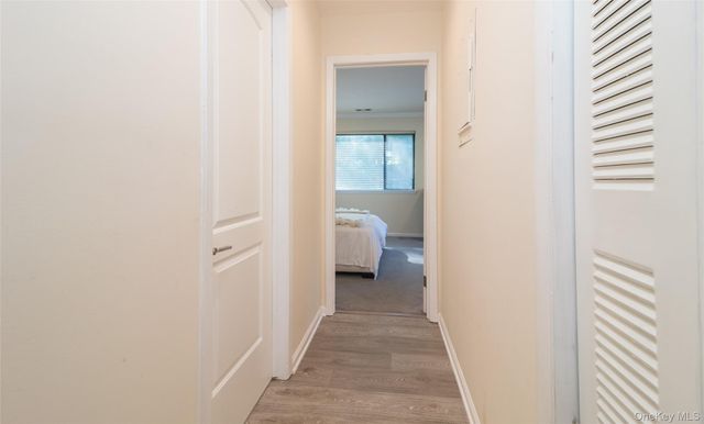 327 N Greeley Avenue, Chappaqua, NY 10514