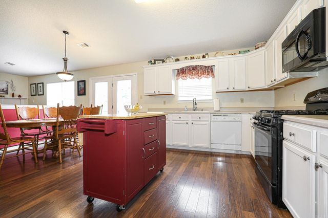 3501 ANDREW DRIVE, Bryant, AR 72022