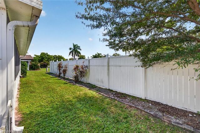 5712 Bass CIR, Fort Myers, FL 33919