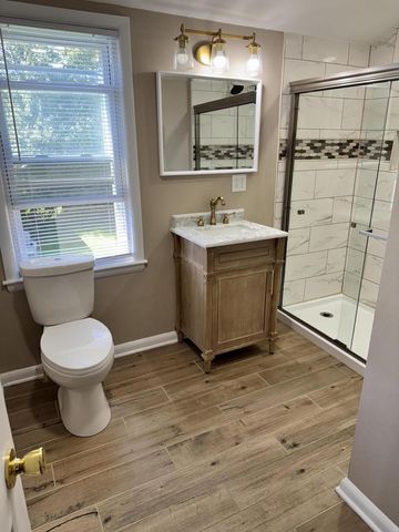 725 S 119th STREET, West Allis, WI 53214