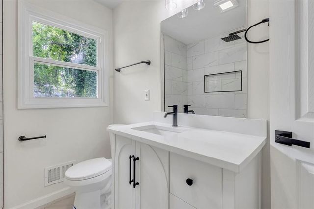 3706 Chesapeake Way, Atlanta, GA 30344