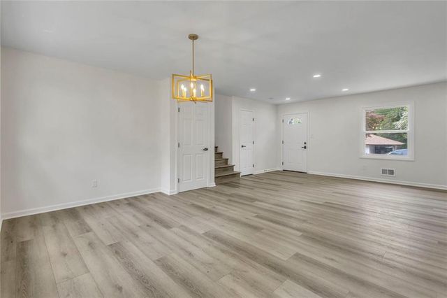 3706 Chesapeake Way, Atlanta, GA 30344