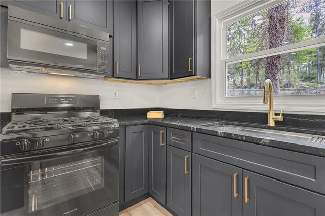 3706 Chesapeake Way, Atlanta, GA 30344