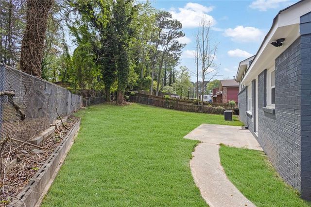 3706 Chesapeake Way, Atlanta, GA 30344