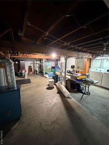 21 Crescent Place, Monroe, NY 10950