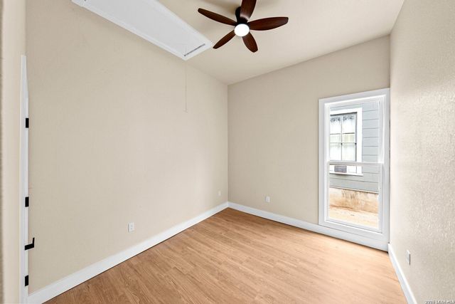 1122 N Pine St, San Antonio, TX 78202