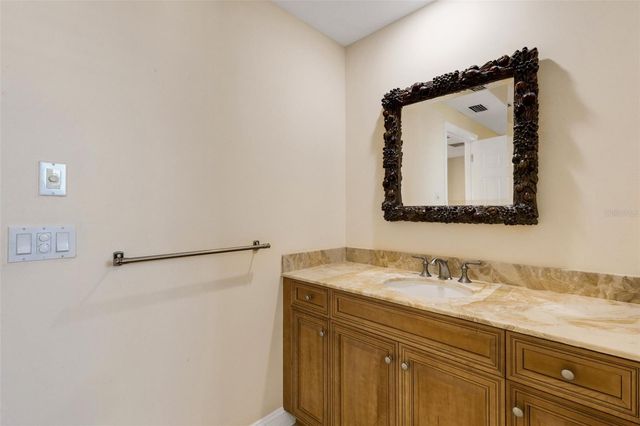 505 S ORANGE AVENUE 901, Sarasota, FL 34236