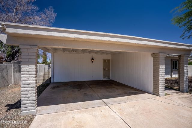 7745 E 34th Street, Tucson, AZ 85710