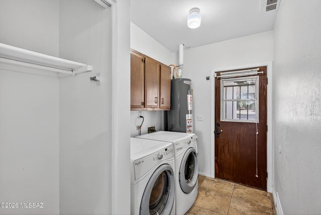 7745 E 34th Street, Tucson, AZ 85710