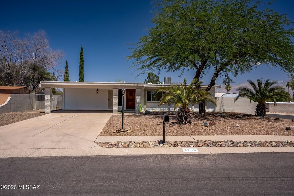 7745 E 34th Street, Tucson, AZ 85710