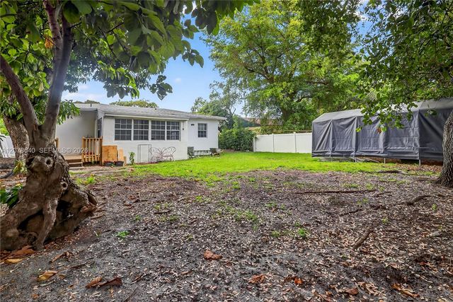 40 NW 68th Street, Miami, FL 33150