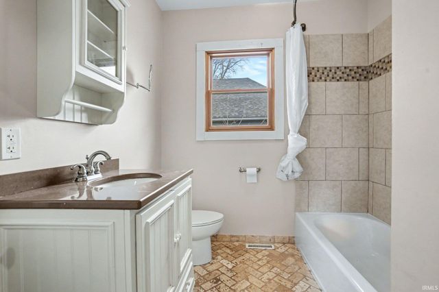 706 California Street, South Bend, IN 46616